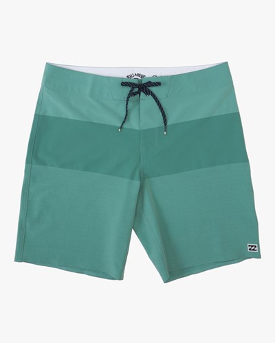 Billabong Tribong Airlite Boardshorts 19" Sage | WKFDUP976