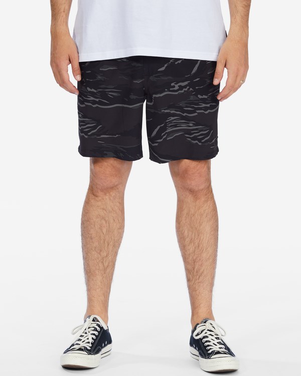 Billabong A/Div Surftrek Elastic Cintura Shorts 17